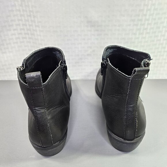B.O.C. Women's Black Ankle Boots Side Zipper Size 10M - Picture 5 of 7